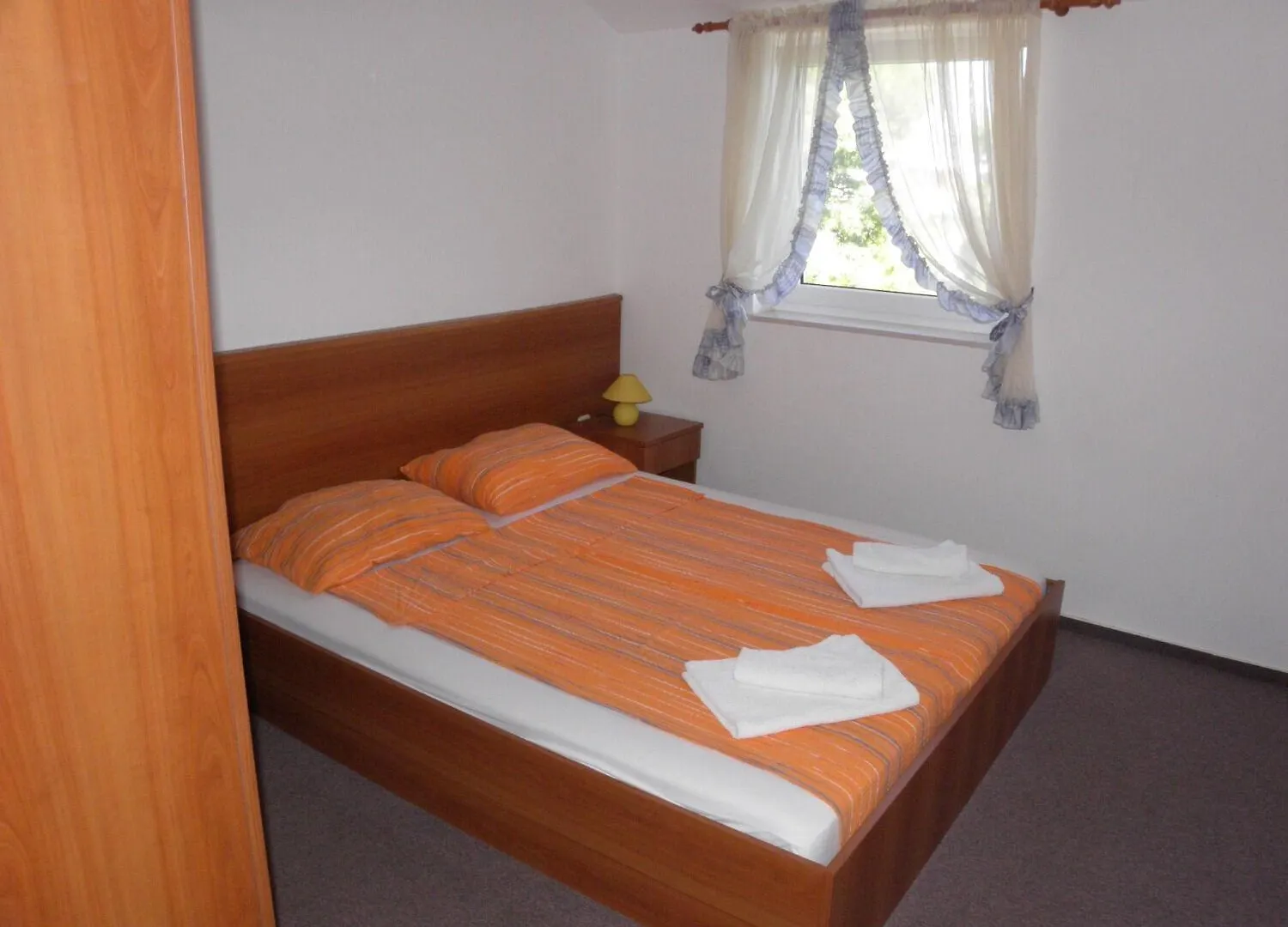 Apartment Monika Vir