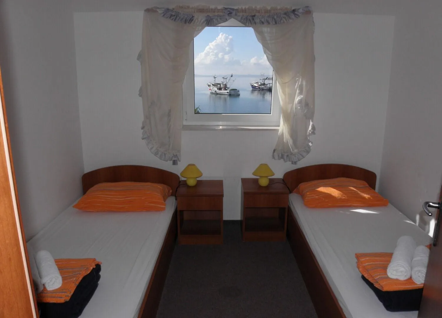 Apartment Monika Vir