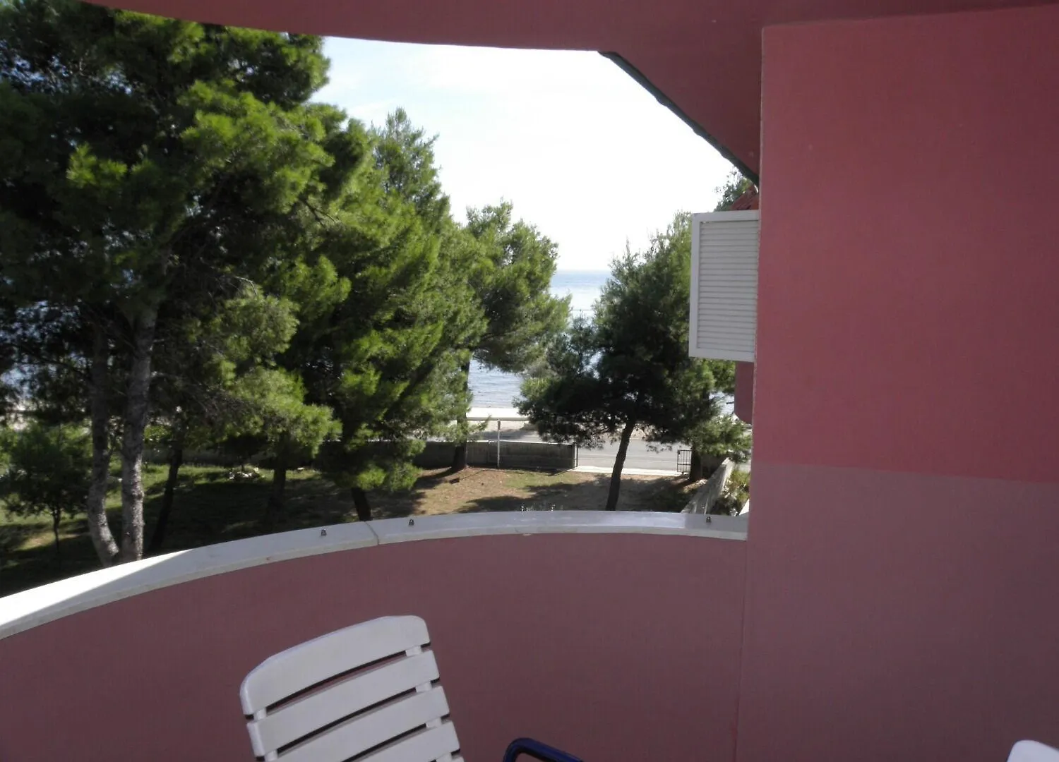 Apartment Monika Vir